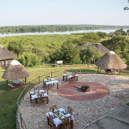Twiga Safari Lodge Paraa Екстериор снимка