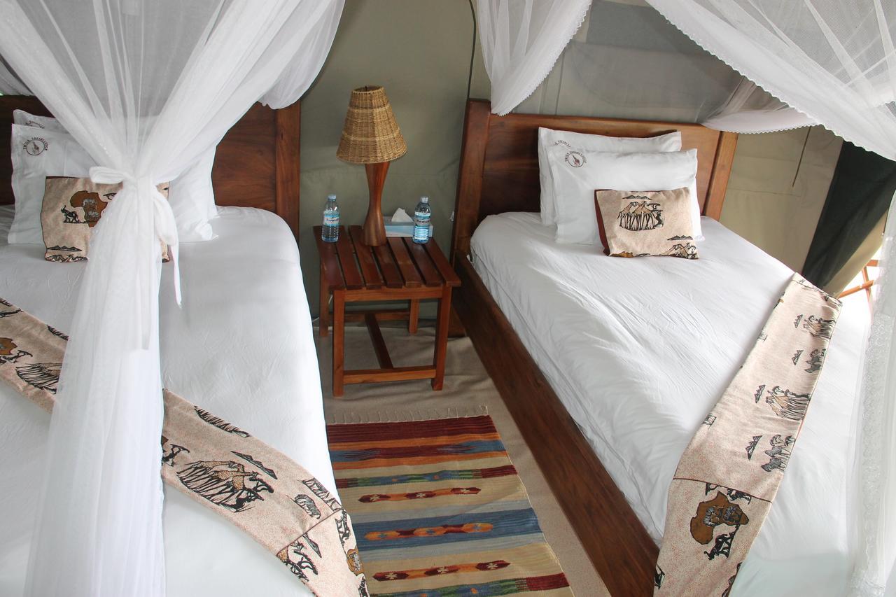 Twiga Safari Lodge Paraa Екстериор снимка